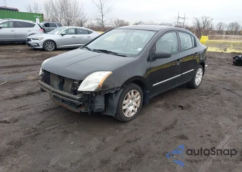 2011 Nissan Sentra 2.0S z USA, uszkodzony, nr VIN 3N1AB6AP0BL608039